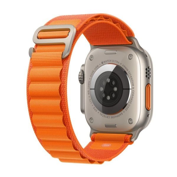 Apple Watch Ultra 49 мм, ремешок Alpine оранжевого цвета, размер S